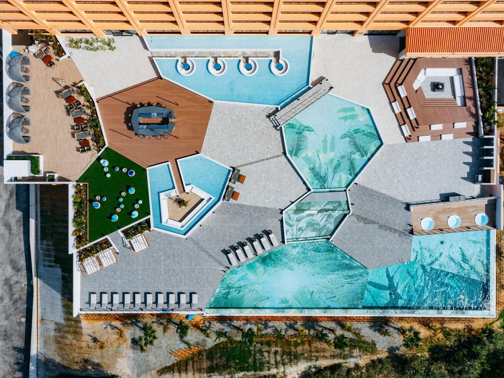 Aquasense Hotel & Resort Onna Zewnętrze zdjęcie